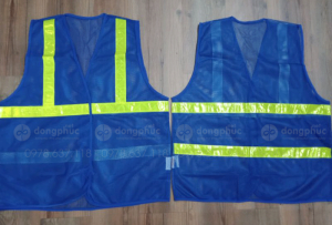 May và in áo gile lưới màu xanh dương