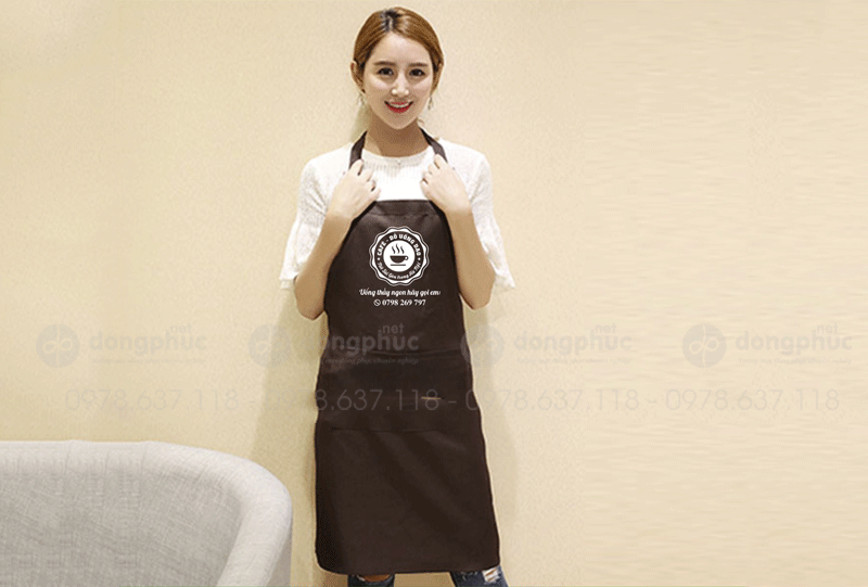 May và in tạp dề Quán Nét Sài Gòn trong Hà Nội