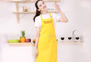 May và in tạp dề Quán Bánh tráng mẹt Trà trái cây