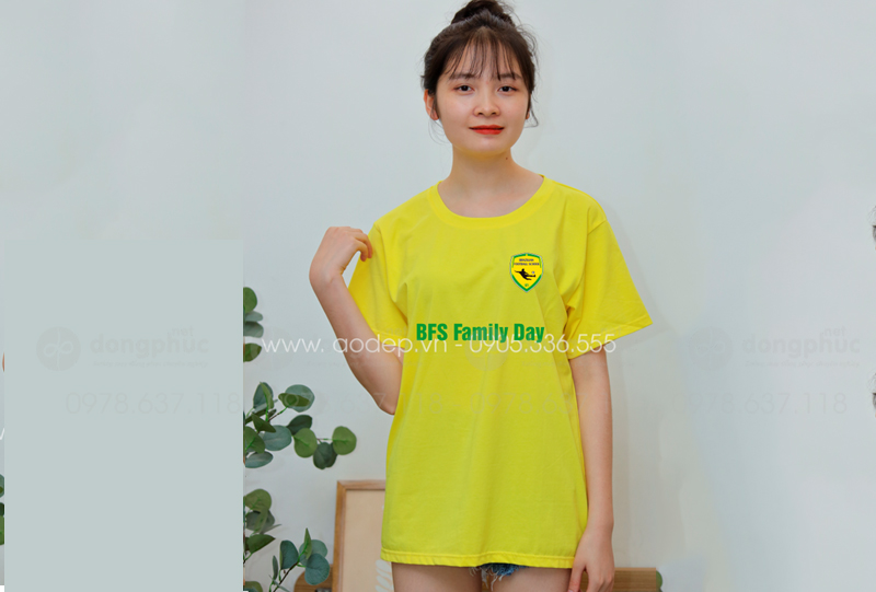 May và in áo phông màu vàng CLB Brazilian Football School