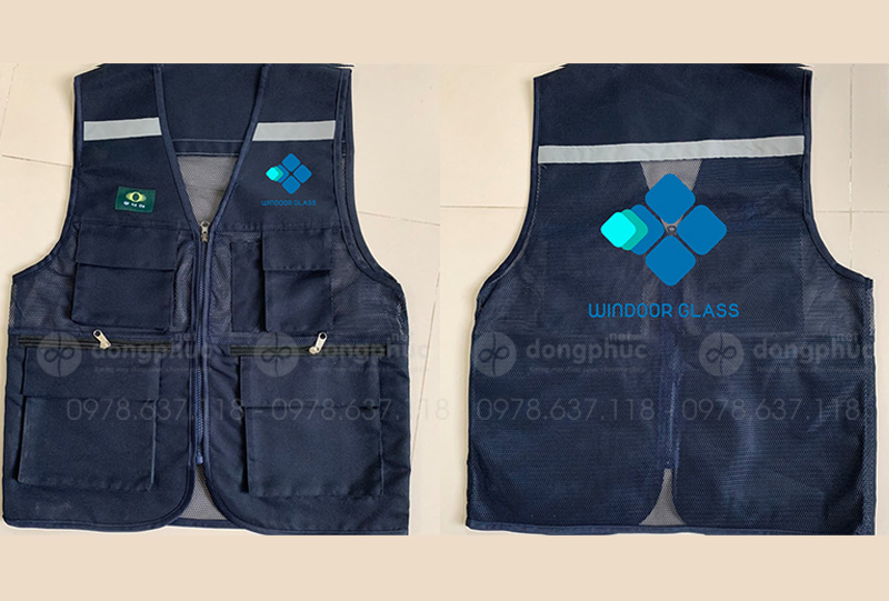 May và in áo gile đồng phục màu tím than Window Glass