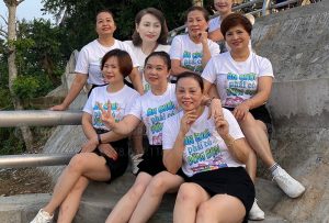 May và in áo phông Ăn chơi phải có đồng bọn