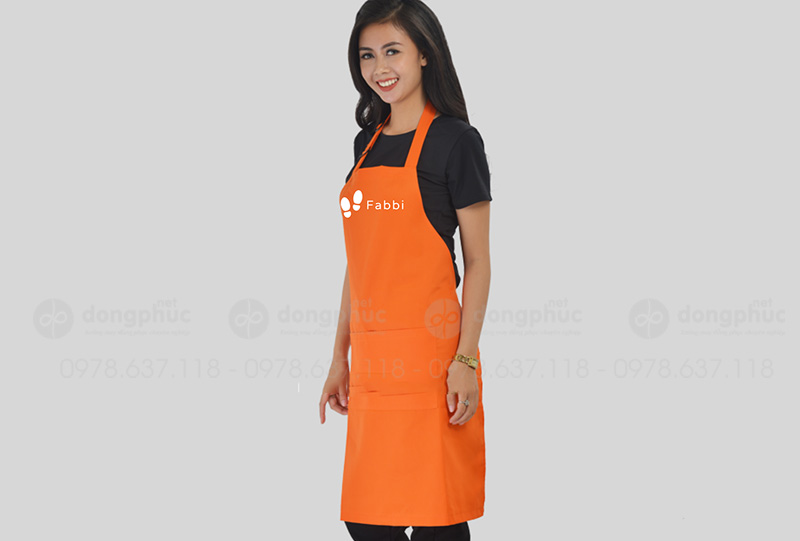 May và in tạp dề đồng phục màu cam Fabbi