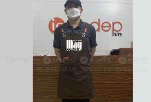 May và in tạp dề Quán May Coffee