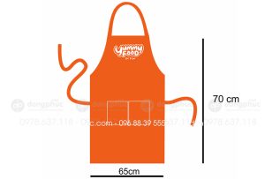 May và in tạp dề Quán Yummy Food