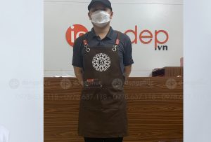 May và in tạp dề đồng phục số 5