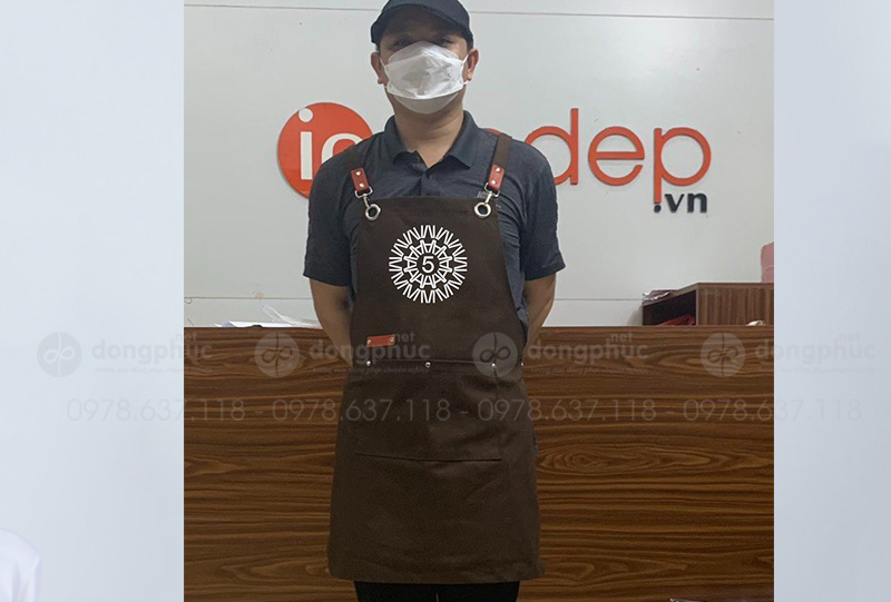 May và in tạp dề đồng phục số 5