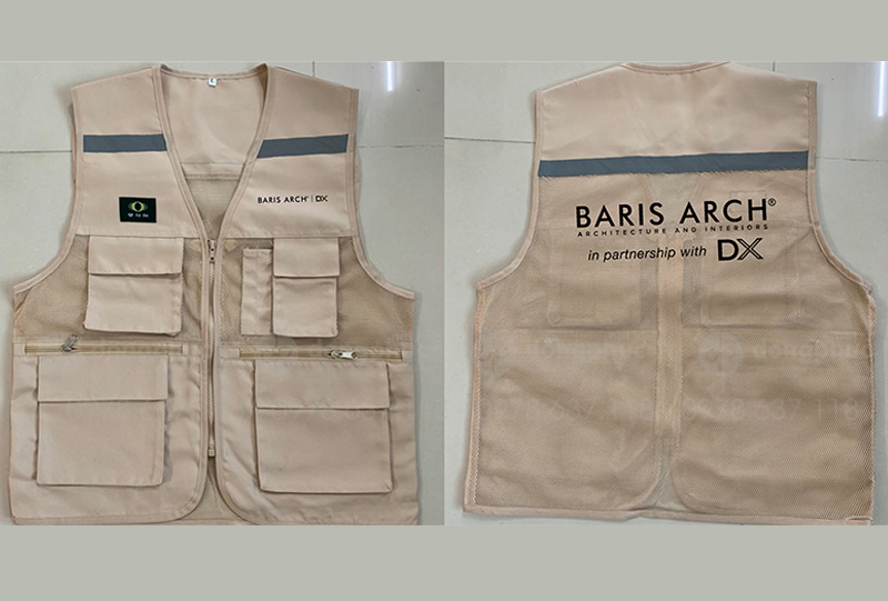 May và in áo gile đồng phục màu be Công ty Baris Arch