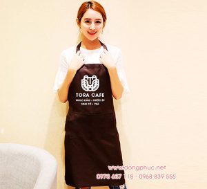May và in tạp dề Quán Tora Cafe